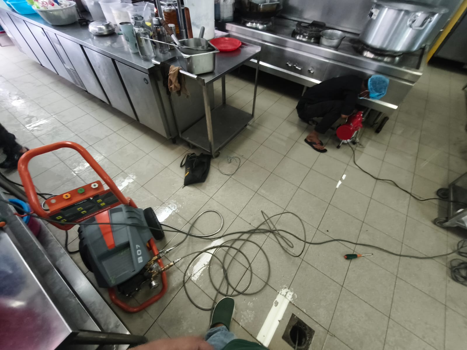 High-pressure water jetting to clear stubborn blockages deep in the pipes.